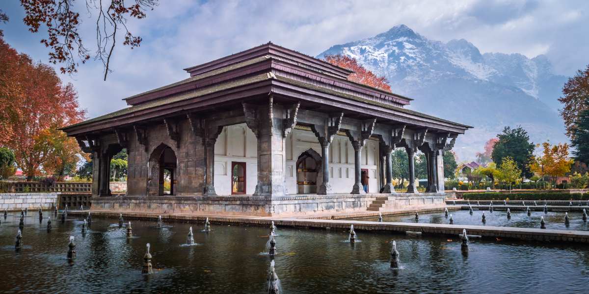 Mughal Gardens srinagar sonamarg
